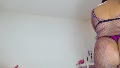 Sasha Creamy online show from 05.21.26