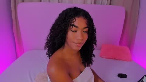 Snapshot of sasha_fox0 chatting on 04.21.26 emy online show from 04.21.26