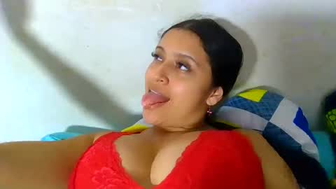 Camila online show from 10.24.25