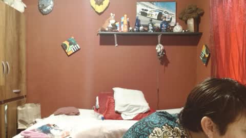 Snapshot of sasharosee2 chatting on 11.13.25 S A S H A R O S E online show from 11.13.25