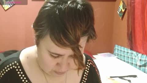 Snapshot of sasharosee2 chatting on 11.19.25 S A S H A R O S E online show from 11.19.25