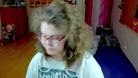 Snapshot of sashy_way chatting on 01.12.26 .Alexandra online show from 01.12.26