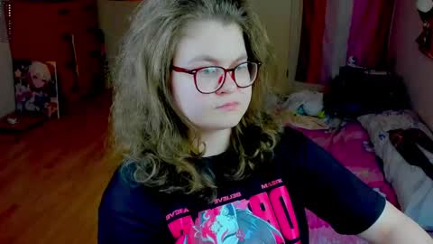 Snapshot of sashy_way chatting on 05.20.26 .Alexandra online show from 05.20.26