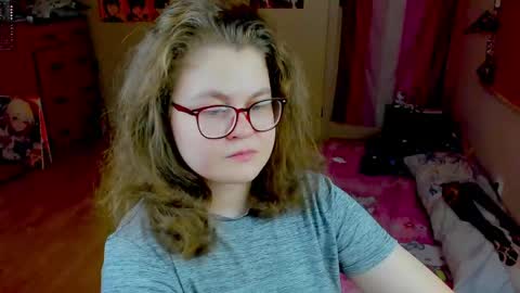 Snapshot of sashy_way chatting on 05.30.26 .Alexandra online show from 05.30.26