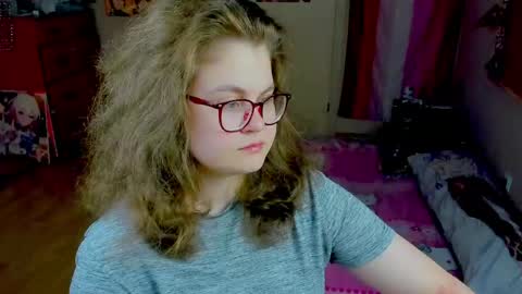 Snapshot of sashy_way chatting on 05.31.26 .Alexandra online show from 05.31.26