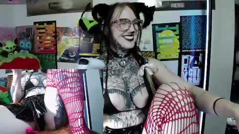 Ivy online show from 04.29.26