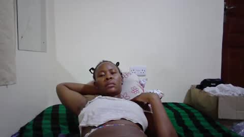 sassy_bella online show from 03.05.25