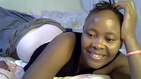 sassy_bella online show from 10.04.25