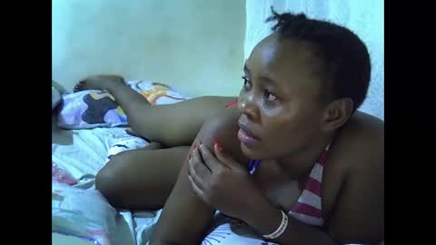 sassy_bella online show from 04.13.26