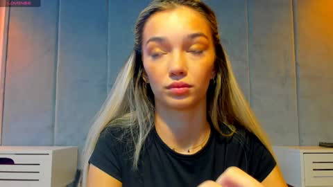 sassyt33n online show from 09.09.25