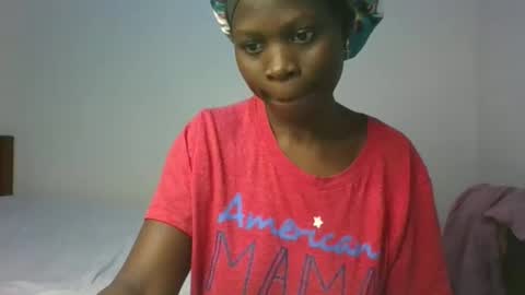 Snapshot of sassytannia chatting on 02.27.26 sassytannia online show from 02.27.26