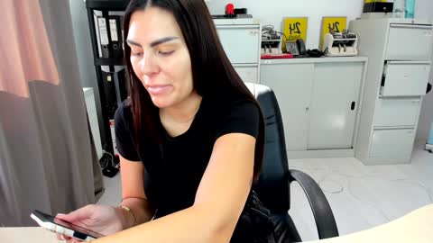 sassytiff online show from 10.23.25