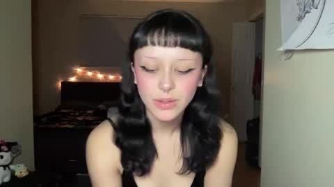 Snapshot of satansbabysitter chatting on 01.25.25 satansbabysitter online show from 01.25.25