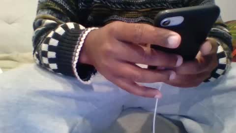 Snapshot of satsam12345367060 chatting on 01.05.25 satsam online show from 01.05.25