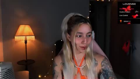 Snapshot of saucy_jenn1 chatting on 01.16.25 I AM JENN  online show from 01.16.25