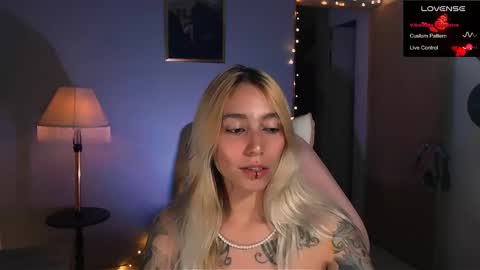 Snapshot of saucy_jenn1 chatting on 02.02.25 I AM JENN  online show from 02.02.25