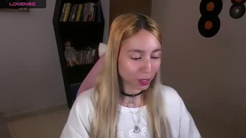 Snapshot of saucy_jenn1 chatting on 10.17.25 I AM JENN  online show from 10.17.25