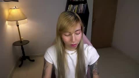 I AM JENN  online show from 03.15.26