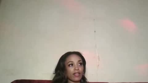 Snapshot of saucy_shanice chatting on 06.18.26 Shaniiice online show from 06.18.26