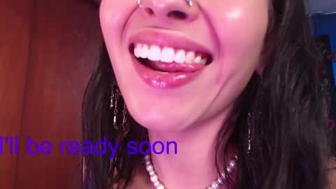 Snapshot of saucy_zaren chatting on 03.09.25 Zaren online show from 03.09.25