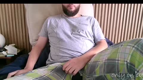 Snapshot of saucybonjo chatting on 02.08.25 Ben online show from 02.08.25