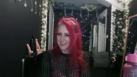 Snapshot of saucysky chatting on 01.19.25 SaucySky online show from 01.19.25