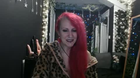 SaucySky online show from 01.19.25