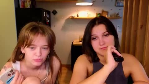 LUNA and ANNA    online show from 09.18.25