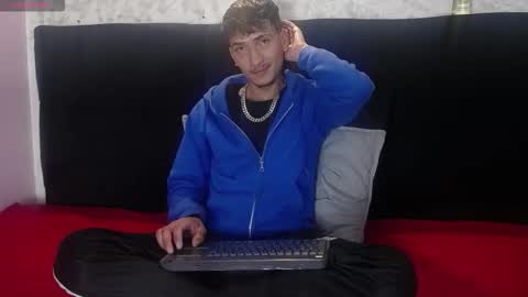 SavageLover  online show from 12.02.25