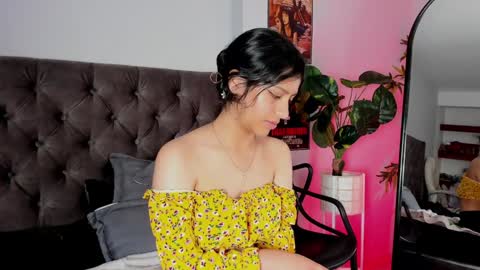 Snapshot of savannah_cameron chatting on 01.05.25 Savannah online show from 01.05.25