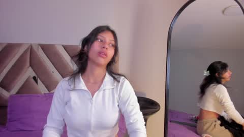 Snapshot of savannah_cameron chatting on 02.01.25 Savannah online show from 02.01.25