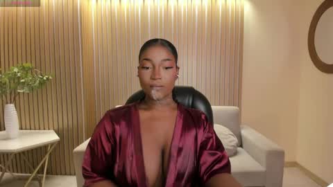 S a v a n n a h  online show from 05.31.26