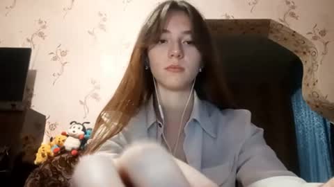 Snapshot of savannasotos chatting on 09.27.25 Sophie online show from 09.27.25
