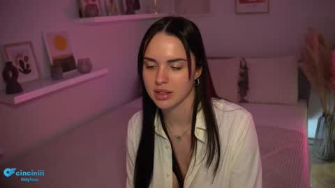 Naomi online show from 03.04.25