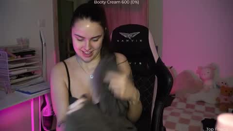 Snapshot of savvage_play chatting on 01.15.26 Naomi online show from 01.15.26