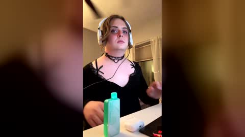 Snapshot of savvysav94 chatting on 02.21.26 Savvy online show from 02.21.26