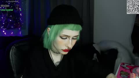 pronoun she. name Mary. age 21. online show from 03.07.26