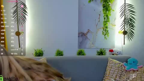 Kira  GMT 7 Mon Thu-Sun  0800am-0200pm  online show from 09.13.25