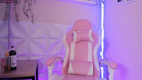 Snapshot of saylilith chatting on 01.17.25 Say Lilith Monday to Saturday 700am to 140pm Colombian time online show from 01.17.25