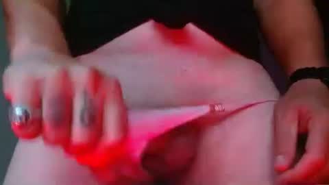 Snapshot of sbutter chatting on 09.15.25 sbutter online show from 09.15.25