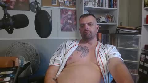 Snapshot of scarecrow2wm chatting on 09.13.25 Kent Clark online show from 09.13.25