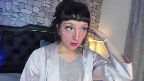 Scarlat Diamond  online show from 12.15.25