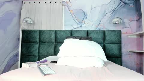 Scarleet online show from 03.29.26