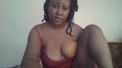 scarlet_25142359 online show from 10.19.25
