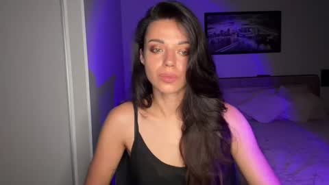 Snapshot of scarlet_daisy_ chatting on 07.16.26 Sophie online show from 07.16.26