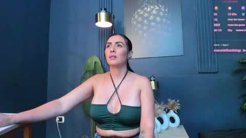 Scarlet Edwars online show from 06.03.26