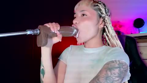 scarlet_gold online show from 01.17.26