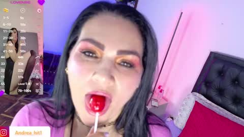 Snapshot of scarlet_hiit chatting on 05.22.26 scarlet_hiit online show from 05.22.26