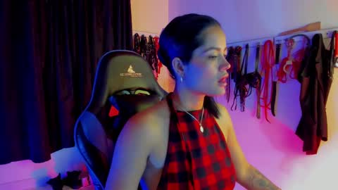 scarlet taylor kennedy online show from 09.16.25