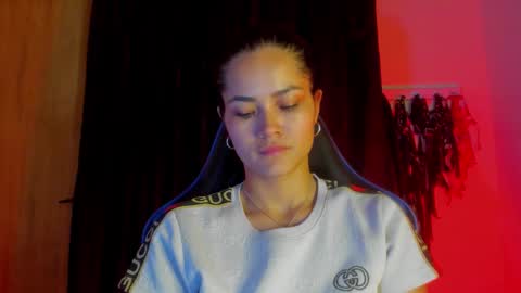 scarlet taylor kennedy online show from 11.05.25